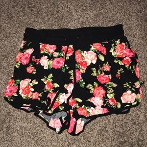Flowy shorts